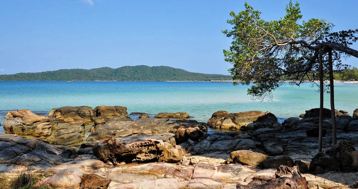 Discover Warm Escapes: Top Destinations for November and December